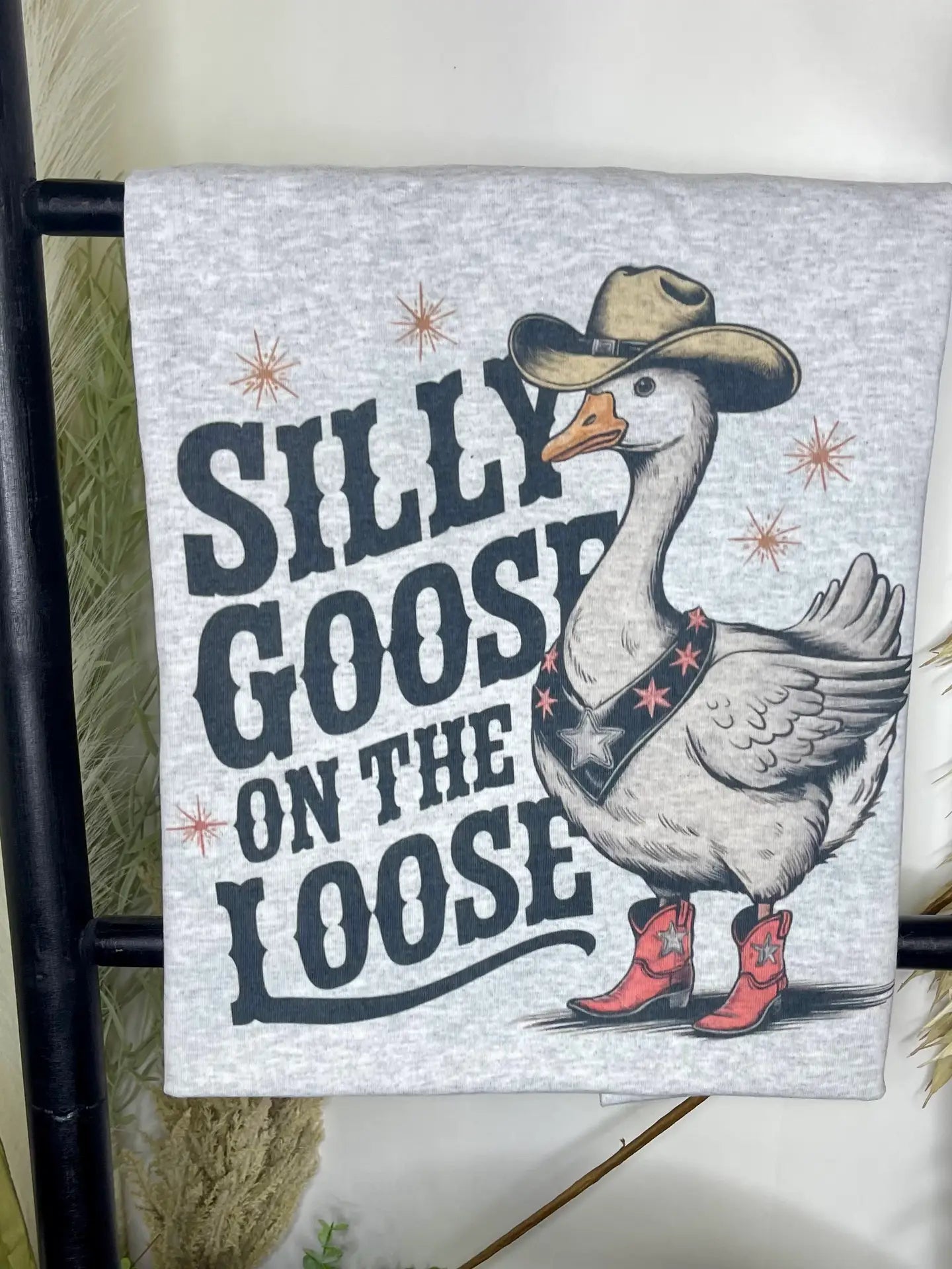Goose on the Loose Tee