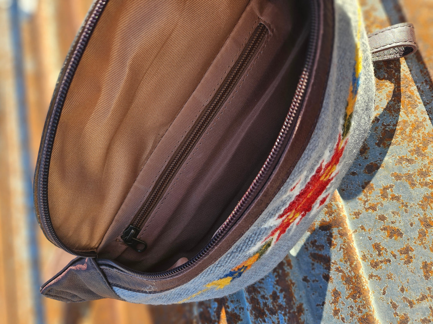 Sorlando Sling Bag
